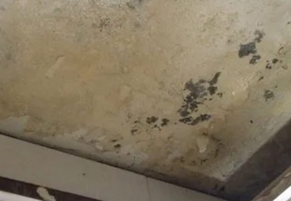 崆峒阳台漏水维修公司分享下崆峒卫生间渗水维修需要注意哪些问题。